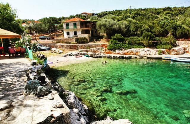 Appartement Faros Oasis à Gdinj Extérieur photo